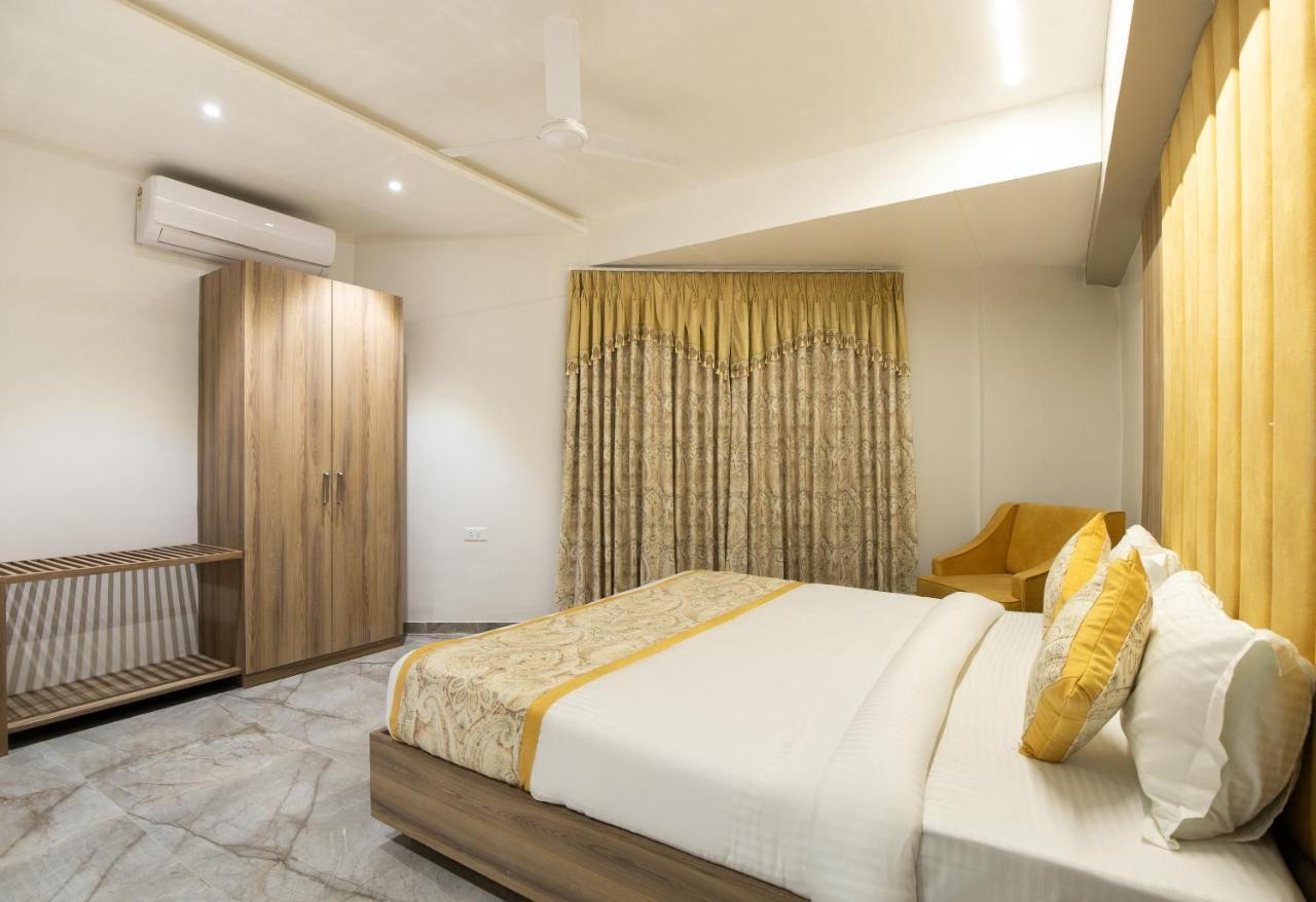 Palette - Hotel Welcome Kadi ภายนอก รูปภาพ